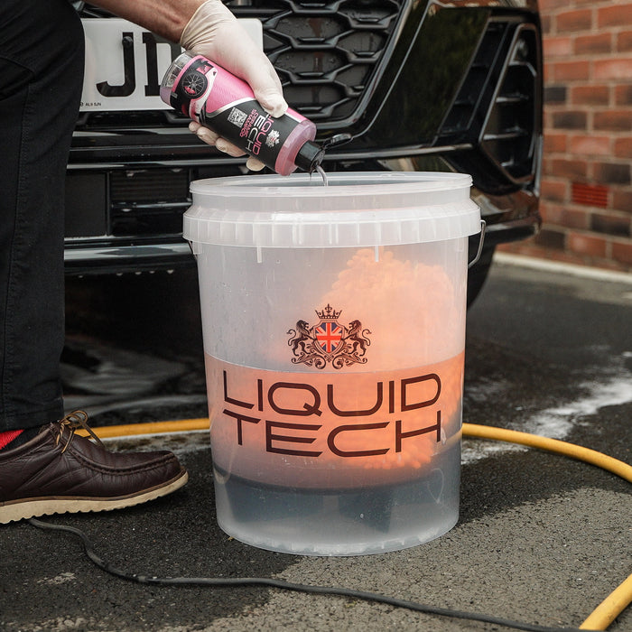 Liquid Tech Exterior Detail Pack: Body & Ceramic Shampoo, Tyre Finish, Detailer!